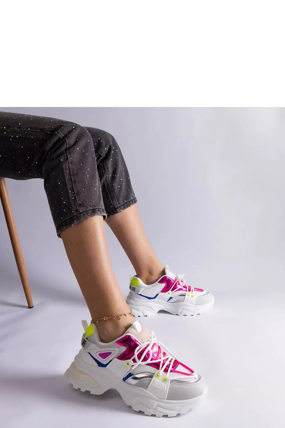 Kedai modelis 207167 Solea