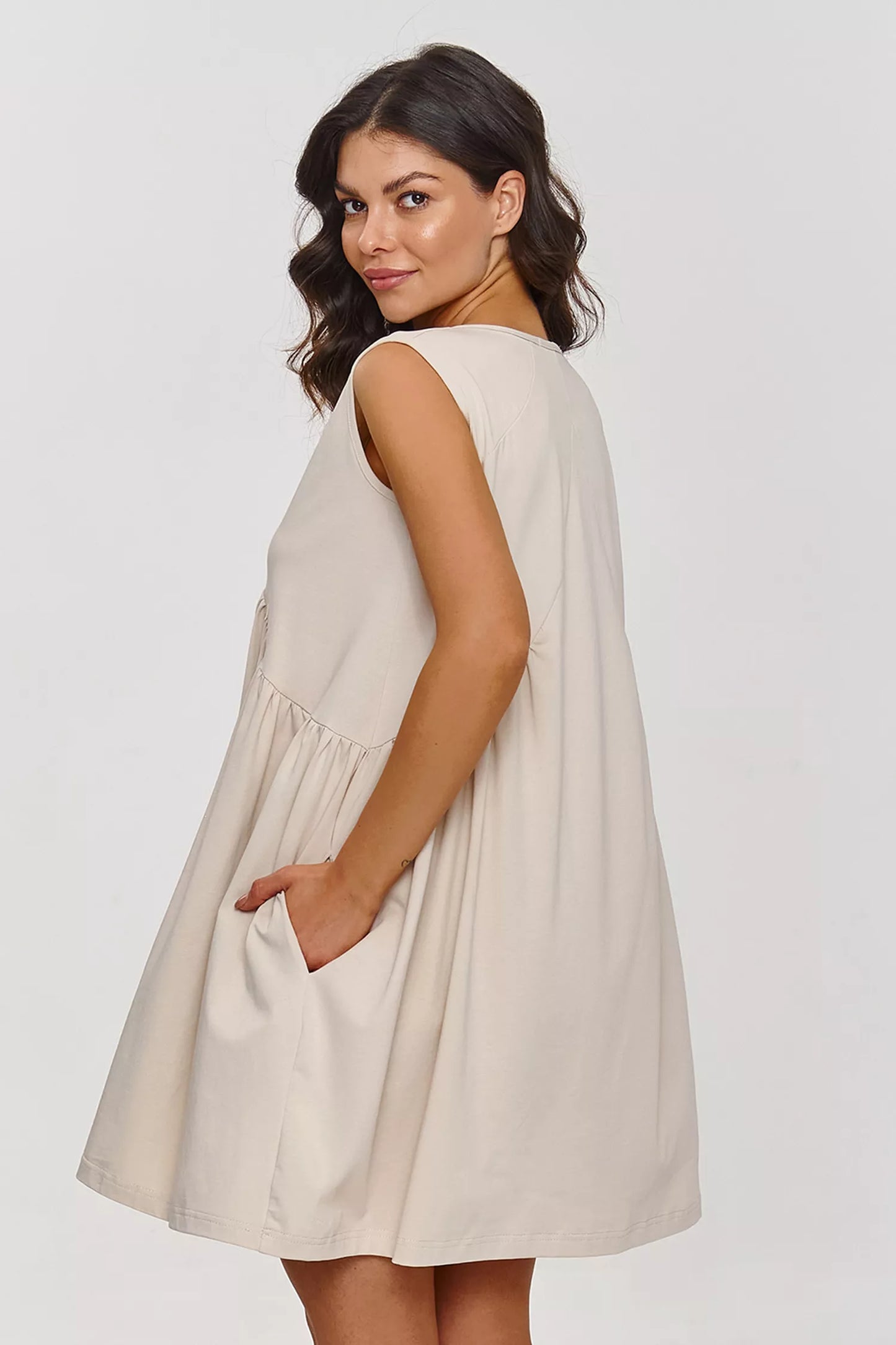 Dieninė suknelė modelis 209573 Makadamia