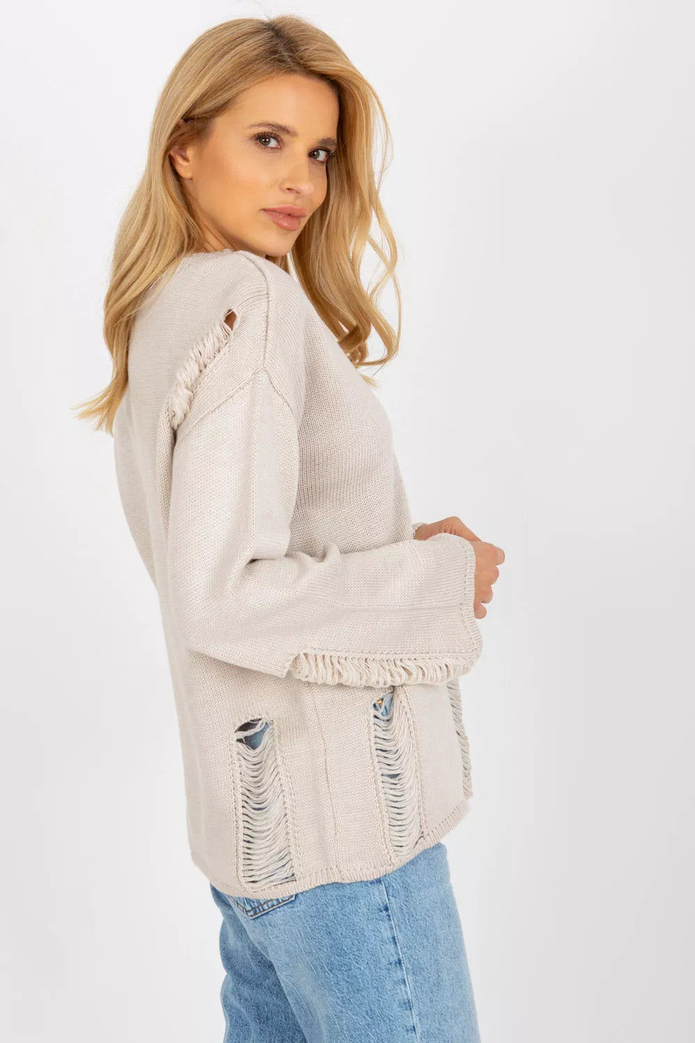 Megztinis modelis 186059 Badu