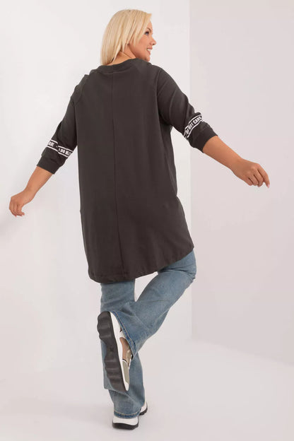 Didelio dydžio bluzonas modelis 201842 Relevance