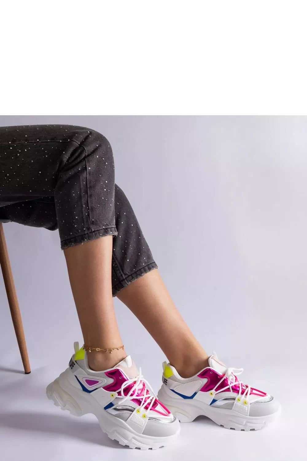 Kedai modelis 207167 Solea