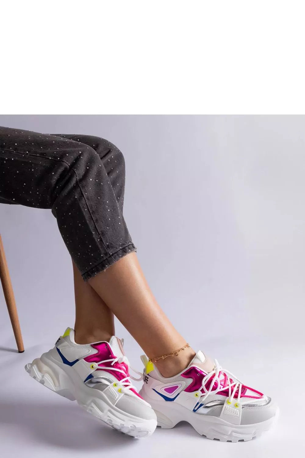 Kedai modelis 207167 Solea