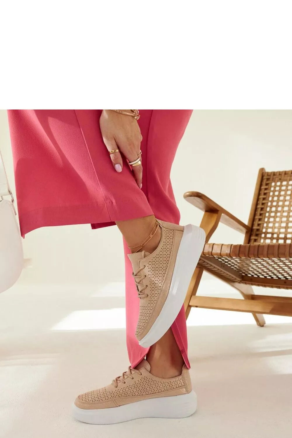 Kedai modelis 207539 Solea