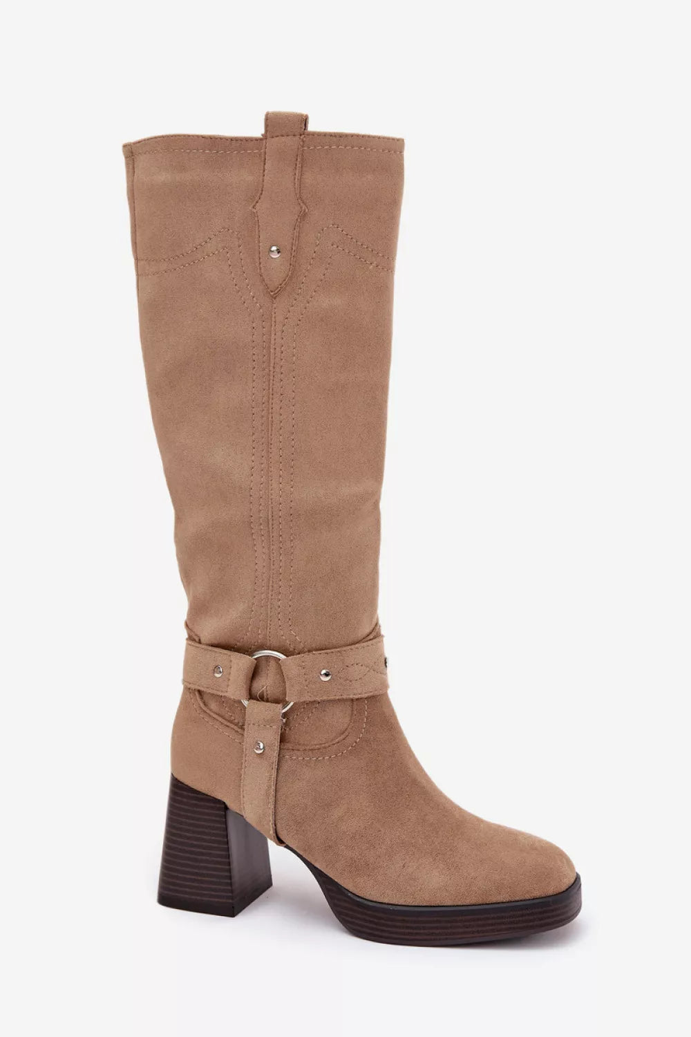 Auliniai batai, modelis 221526, žengkite stilingai