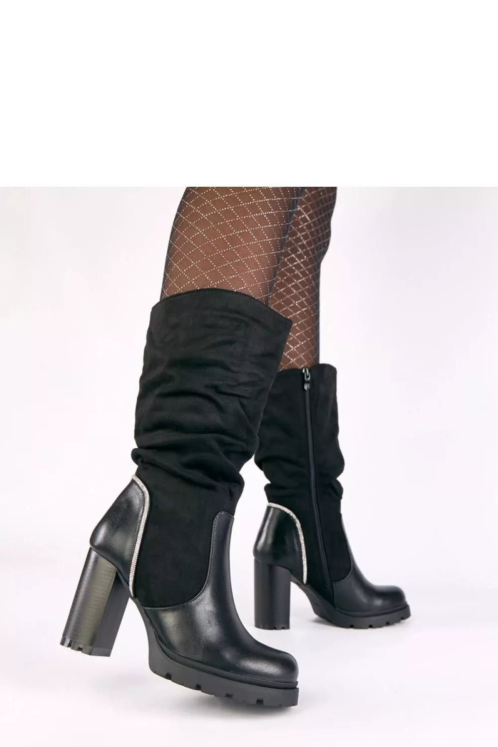 Auliniai batai modelis 221654 Solea