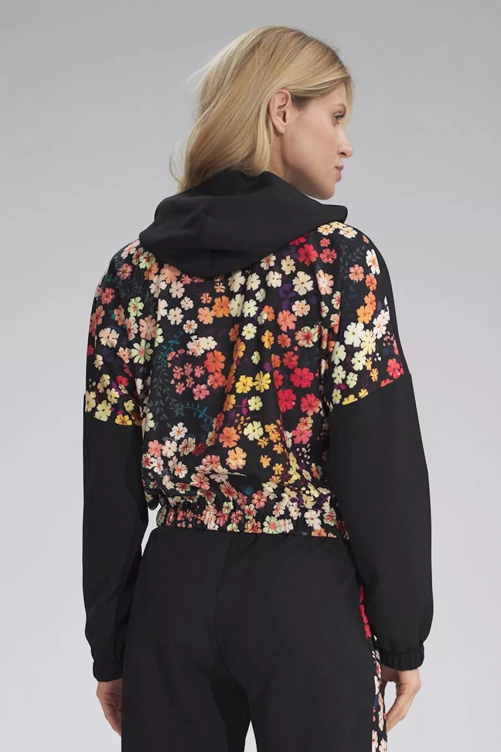 Džemperis, modelis 154682 Figl